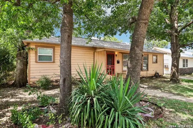 570 Marquette Dr, San Antonio, TX 78228 - #2