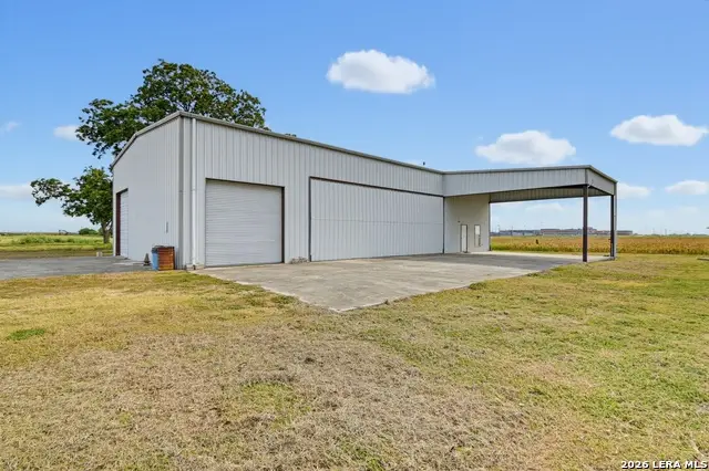 1025 Link, Seguin, TX 78155 - #1