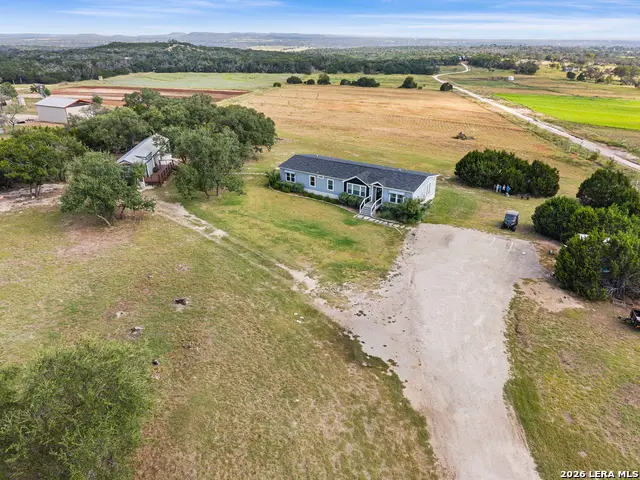 22 Cravey Rd, Boerne, TX 78006 - #2