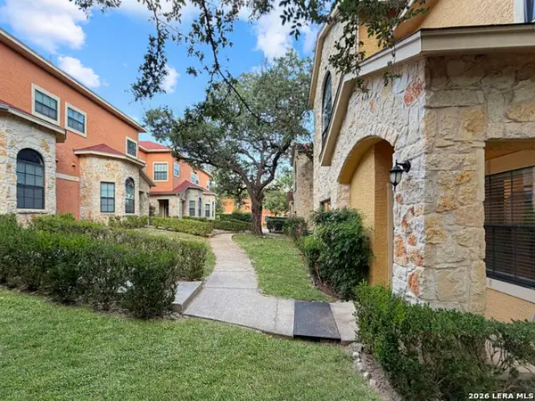 6160 Eckhert Rd #APT 802, San Antonio, TX 78240