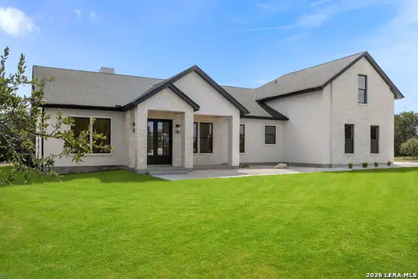 731 Highland Meadows, Bandera, TX 78003