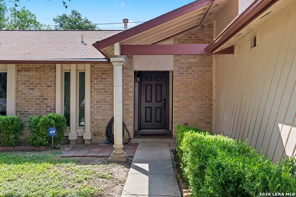 7050 Forest Meadow St, San Antonio, TX 78240