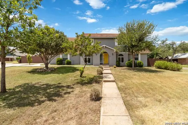 200 Sterling Browning Rd, Hollywood Park, TX 78232 - #1