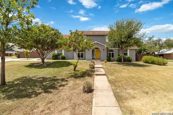 200 Sterling Browning Rd, Hollywood Park, TX 78232