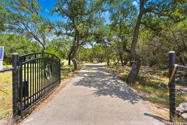 549 Acacia Pkwy, Spring Branch, TX 78070 - #2