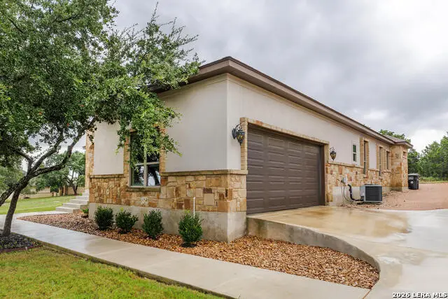 2127 Oakwood, New Braunfels, TX 78132 - #3
