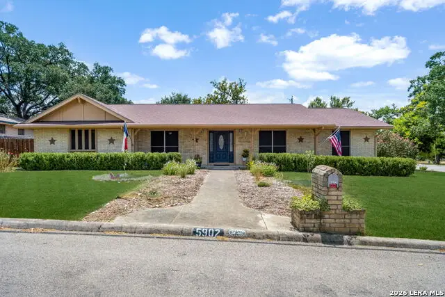 5902 Northgap St, Windcrest, TX 78239 - #1