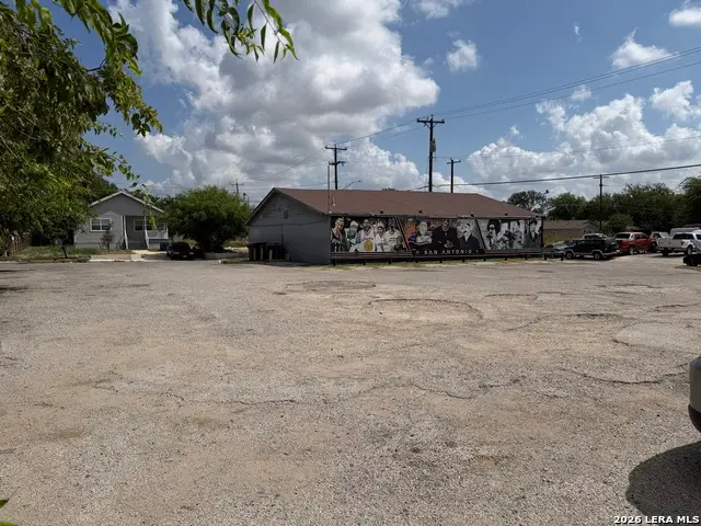 303 Bellinger, San Antonio, TX 78220 - #3