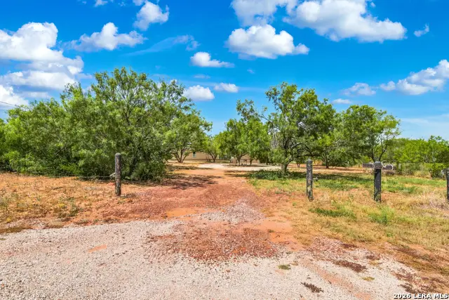 138 County Road 2666, Devine, TX 78016 - #3
