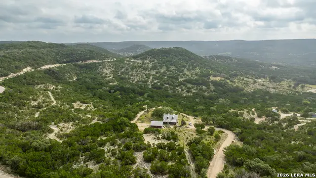 900 Lehmann Dr, Center Point, TX 78010 - #1