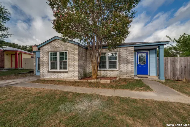 5911 Hidden Iron Cir, San Antonio, TX 78250 - #1