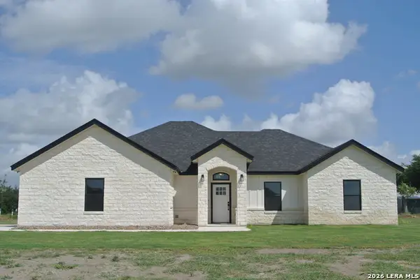 112 Rustic Woods, Marion, TX 78124