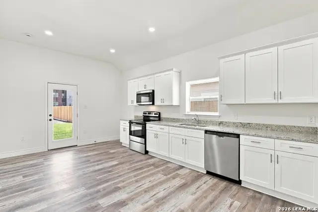 6018 Waycross Ln, San Antonio, TX 78220 - #2