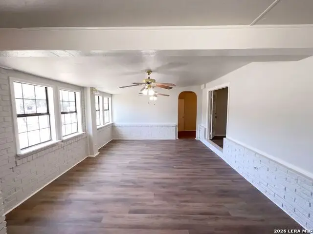 222 Colebrook Dr, San Antonio, TX 78228 - #2