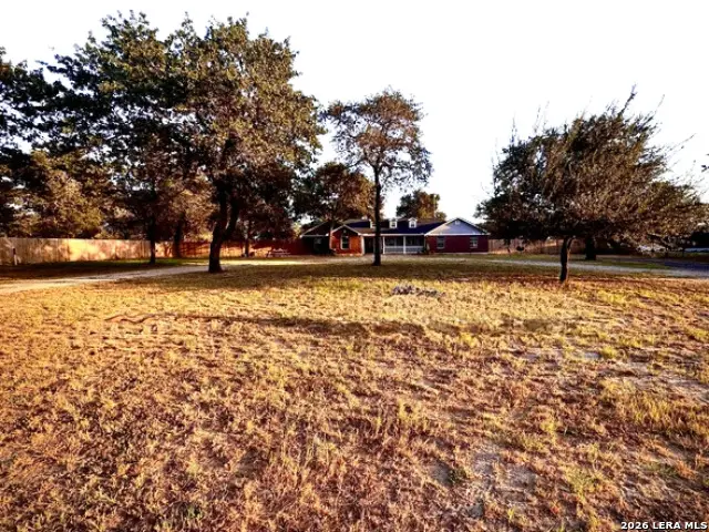 335 Spur Rdg, San Antonio, TX 78264 - #2