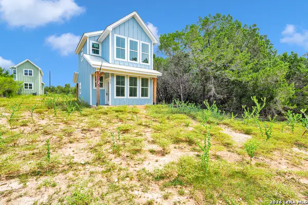272 Broken Bow, Bandera, TX 78003