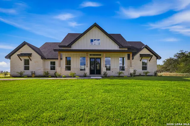 310 Firewheel Loop, Floresville, TX 78114 - #1