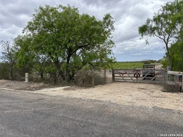 1460 County Road 193, Karnes City, TX 78118 - #1