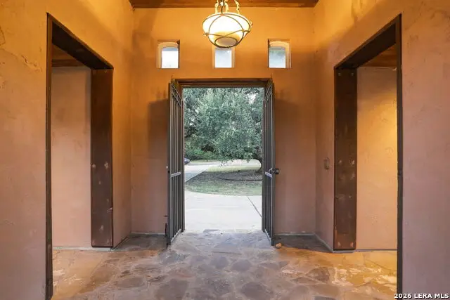 27606 Bogen Rd, New Braunfels, TX 78132 - #2