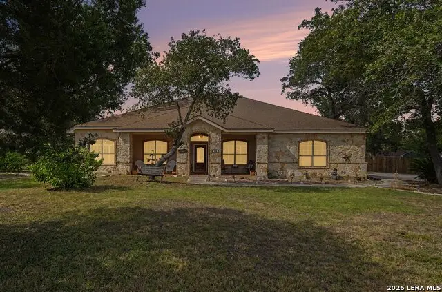 438 Rosewood Dr, La Vernia, TX 78121 - #1