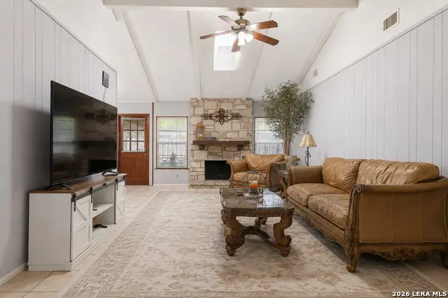 6103 Pecan Trail St, San Antonio, TX 78249 - #3