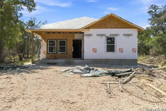 1301 Winding Creek Trl, Spring Branch, TX 78070 - #2
