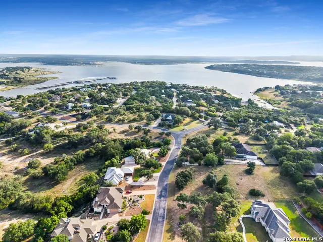 1104 Kings Cove Dr, Canyon Lake, TX 78133 - #2