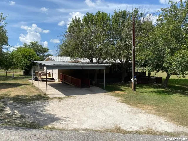 104 N Walnut Way, Boerne, TX 78006 - #1