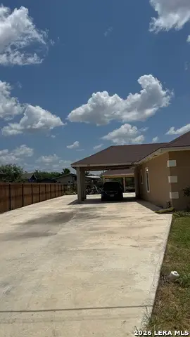 116 View Dr, Eagle Pass, TX 78852 - #2