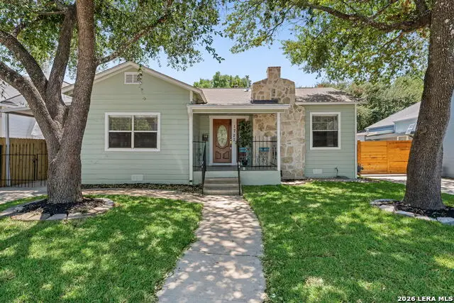 1722 W Mistletoe, San Antonio, TX 78201 - #1