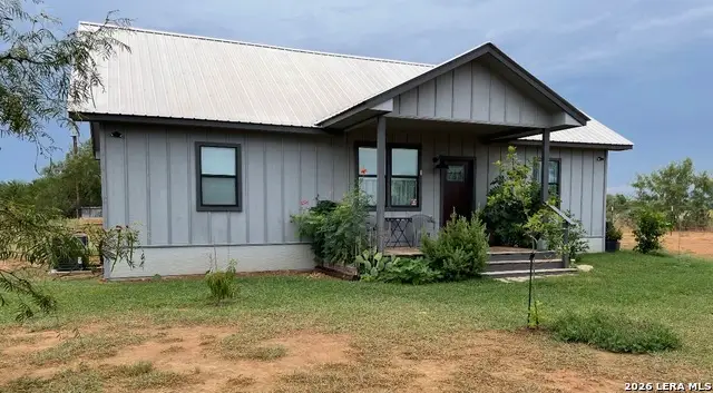 675 County Rd 1629, Moore, TX 78057 - #1