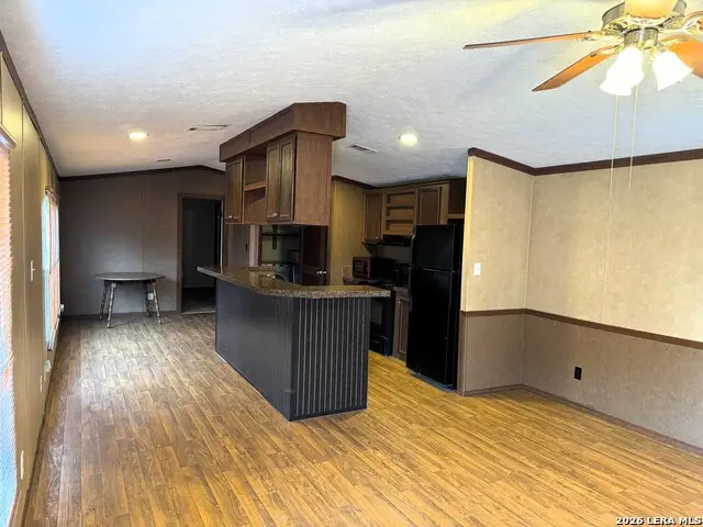 385 W County Road 5719, Devine, TX 78016 - #2