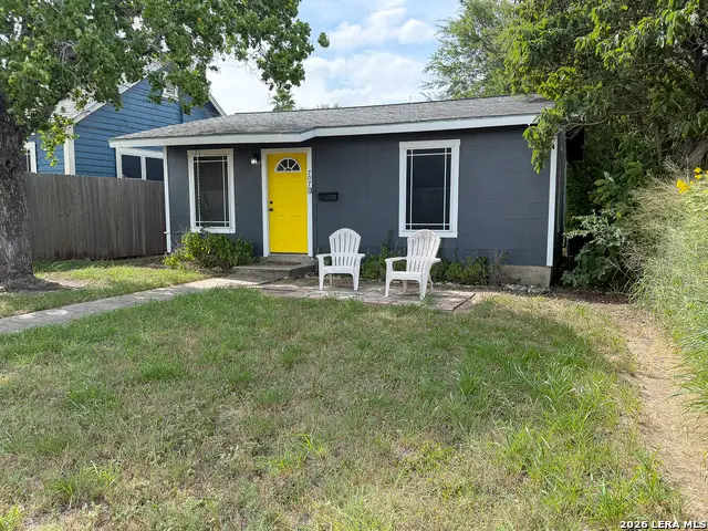 707 E Jones, Beeville, TX 78102 - #2