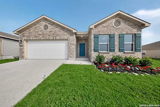3300 Ridge Pl, Seguin, TX 78155 - #1