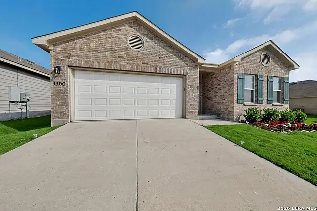 3300 Ridge Pl, Seguin, TX 78155 - #3