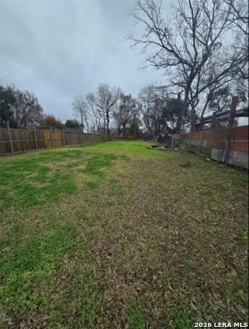7306 Knox St., Houston, TX 77088 - #3