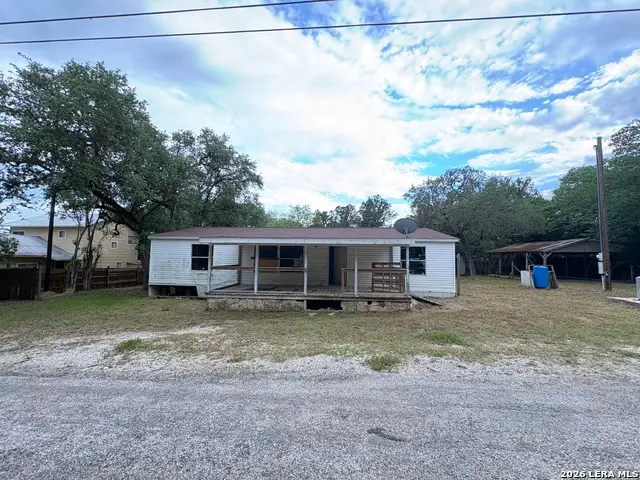 177 Cherokee Trl, Lakehills, TX 78063 - #1