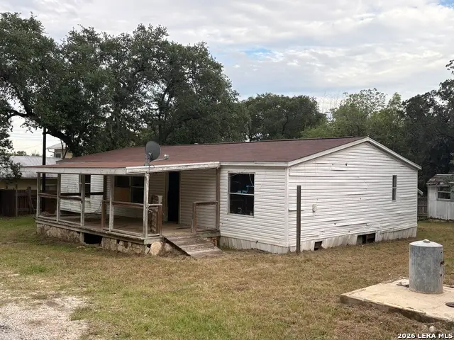 177 Cherokee Trl, Lakehills, TX 78063 - #3