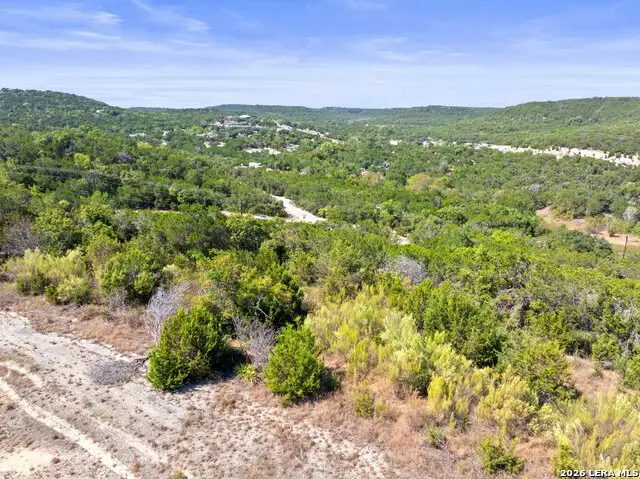 19201 W Reed Parks Rd, Jonestown, TX 78645 - #1