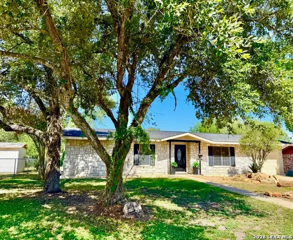 512 S Park, Karnes City, TX 78118 - #3