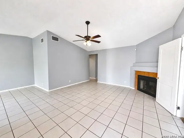 6704 Hickory Springs Dr, San Antonio, TX 78249 - #2