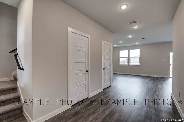 8354 Rocket View, San Antonio, TX 78263