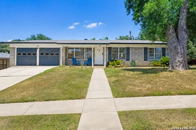 319 Redcliff Dr, San Antonio, TX 78216 - #1