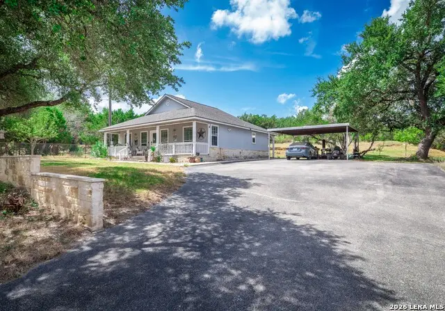 646 Appaloosa Dr, Fischer, TX 78623 - #2