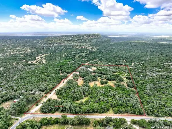 205 County Road 3501, Mico, TX 78056