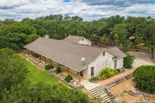 118 Re Ranch Rd, Kerrville, TX 78028