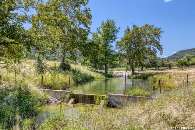 2242 Patterson Creek Rd, Leakey, TX 78873 - #2