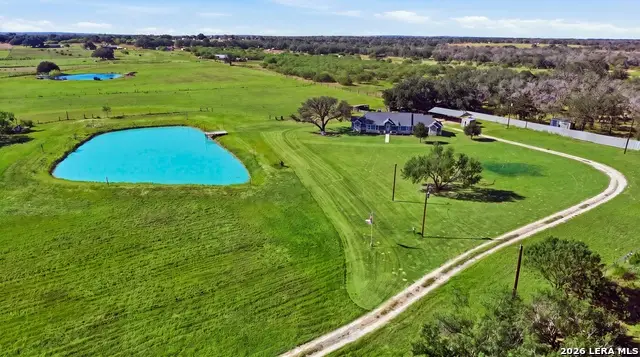 1250 County Road 304, Floresville, TX 78114 - #2