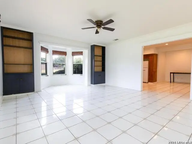 730 County Road 664, Devine, TX 78016 - #3