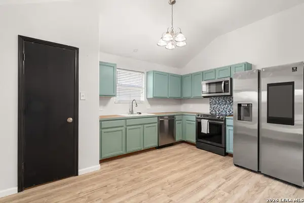524 Copper Ln, Jarrell, TX 76537